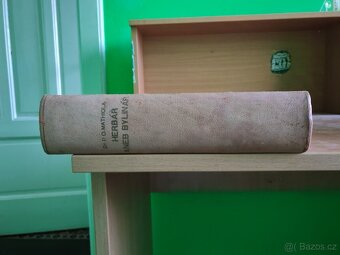 Prodám knihu herbář aneb bylinář - 2