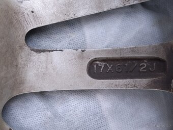 17" Aku originální disk Suzuki - 2