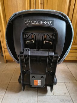 Autosedačka Maxi-Cosi (9–18 kg) polohovaci - 2