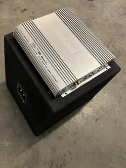 SUBWOOFER CRUNCH VČ. ZESILOVAČE MAGNAT - 2