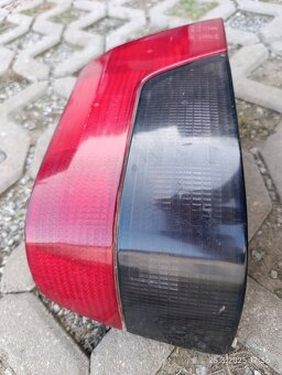 Peugeot 309 zadní světlo - 2
