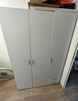 Šatní skříň IKEA KLEPPSTAD (bílá) - 2