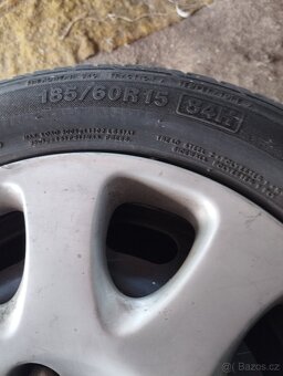 Peugeot 4x108 plech.rafky 185/60x15 - 2