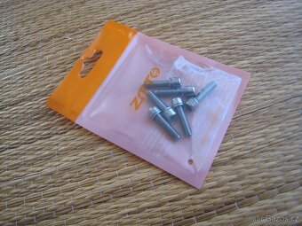 Nová sada šroubů M5 x 18mm pro představec ZITTO Components - 2