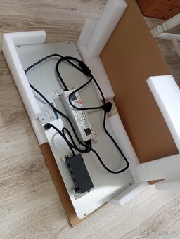 Pěstební světlo - Spider Farmer SF-2000 200W - 2