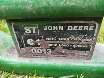 John Deere spodní tažná lišta, přídavná nádrž - 2