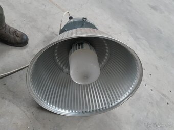 INDUSTRIÁLNÍ LAMPY - 2