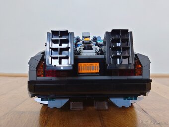 Lego stroj času 10300 - 2