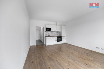 Pronájem bytu 1+kk, 36 m², Plzeň, ul. Safírová - 2