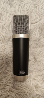 M-Audio Vocal Studio - 2