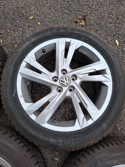 Orig. zimní alu 5x100 - VW - Continental 205/55 R17 - 2