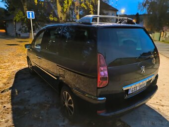 Peugeot 807 - 2