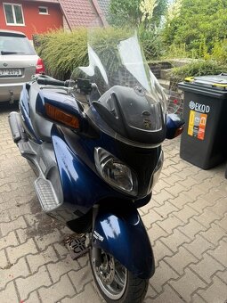 SUZUKI BURGMANN 650 - 2