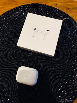 Sluchátka Apple Airpods PRO - 2