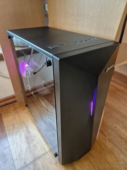 PC - i7-3770K | RX 580 8GB | 24GB DDR3 | 1TB - 2