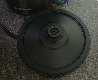 Rychlovarná konvice Grundig WK 7340 - 2