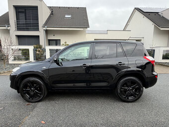Toyota Rav4 2.2 D-CAT,Automat,Keyless,Kamera,DVD,Kůže,BLACK - 2