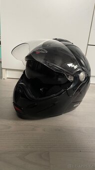 Helma na motorku - 2