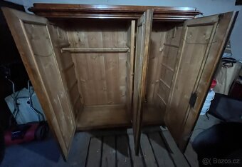 Šatní skříň biedermeier - 2