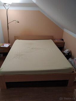Manželská postel a/nebo regály (boxy) pod postel - 2
