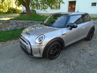 Mini Cooper S 135kw elektro,7900km,model 2024,529000kc - 2