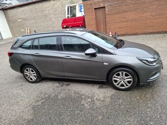 Opel Astra K Sports Tourer+ 1,6 CDTI 100 kW automat - 2