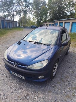 Peugeot 206 1.4 benzín - 2