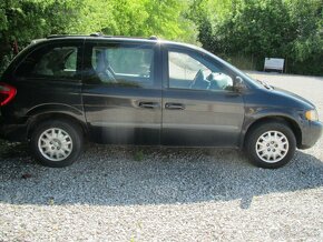 Chrysler Grand Vojager 2.4 LPG - 2