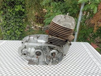 Motor JAWA 250/353 - 2