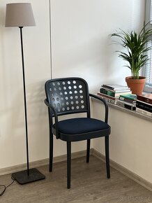 Nové křeslo / židle TON 822 - 2