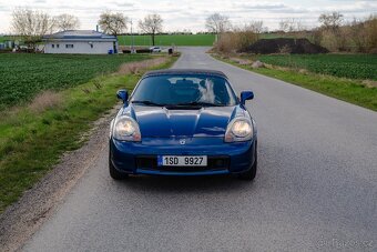Toyota MR2 spyder - 2