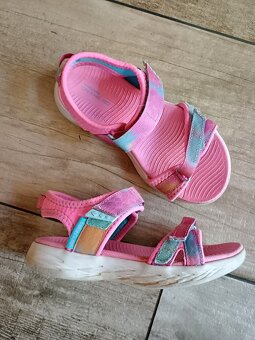 Sandále Skechers, vel.28 - 2
