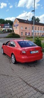 Škoda Octavia 2 . 1.6 TDI 77kw facelift - 2