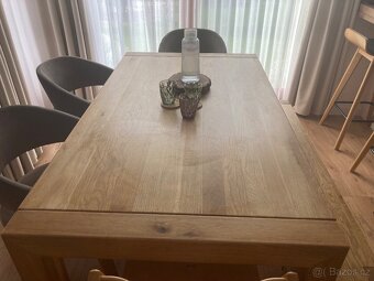 Nadherny masivni dubovy stul 160x90 - 2