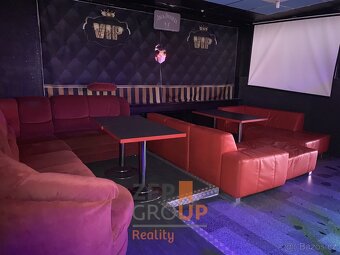 Pronájem obchodního prostoru 308 m2, ulice nám. E. Beneše, M - 2