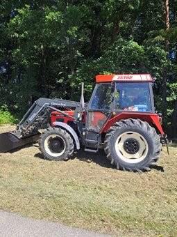 Traktor Zetor 7245 s čelním nakladačem Quicke G720 - 2