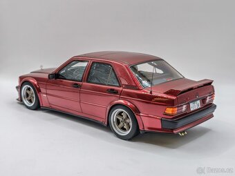 Mercedes 190 E 1:18 Ottomobile - 2