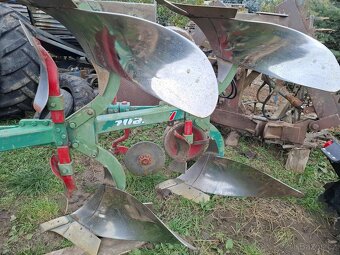 Pluh obracák Regent Saturn 3 radličný -hydraulicky otočný - 2