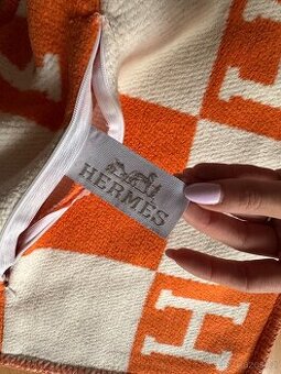 Hermes dekoracni polstar - 2