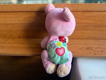 Lezoucí medvídek Vetech - 2