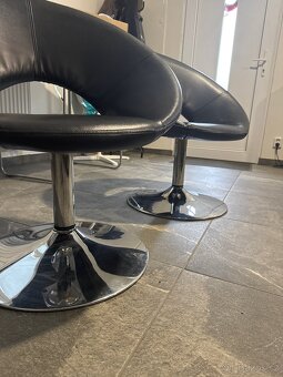 Dvě křesla eko kůže - 2