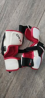 Hokejová helma + lokty - 2