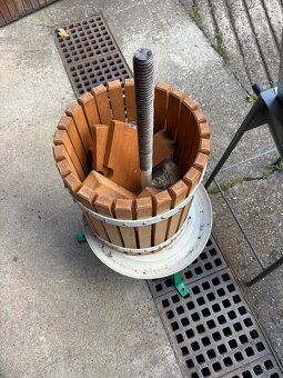 Prodám šrotovník a lis na ovoce - 2