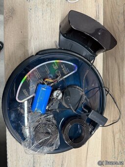 Robotický vysavač Sencor SRV 9250BK 2v1 NA DÍLY - 2