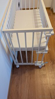 Přístavná postýlka - Dřevěná - 2