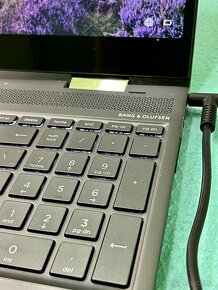 Dotykovy HP ENVY x360 A12-9720P (chybi tlacitko on/off) - 2