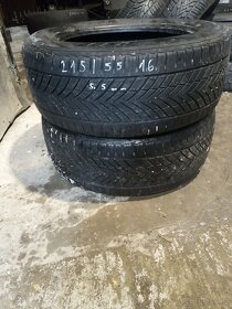 Prodám 2ks zimních pneu. 215/55 16" - 2