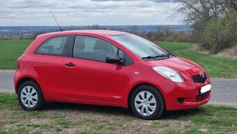 Prodám Toyota Yaris r.v.2006, 1,3 benzin 64kw - 2