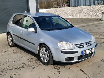 VW Golf V 2007 1.6i 75kW ČR Čtěte celý inzerát - 2