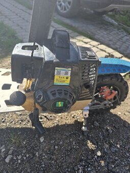 Nitro scooters, 71ccm,benzín, 3 rychlosti - 2
